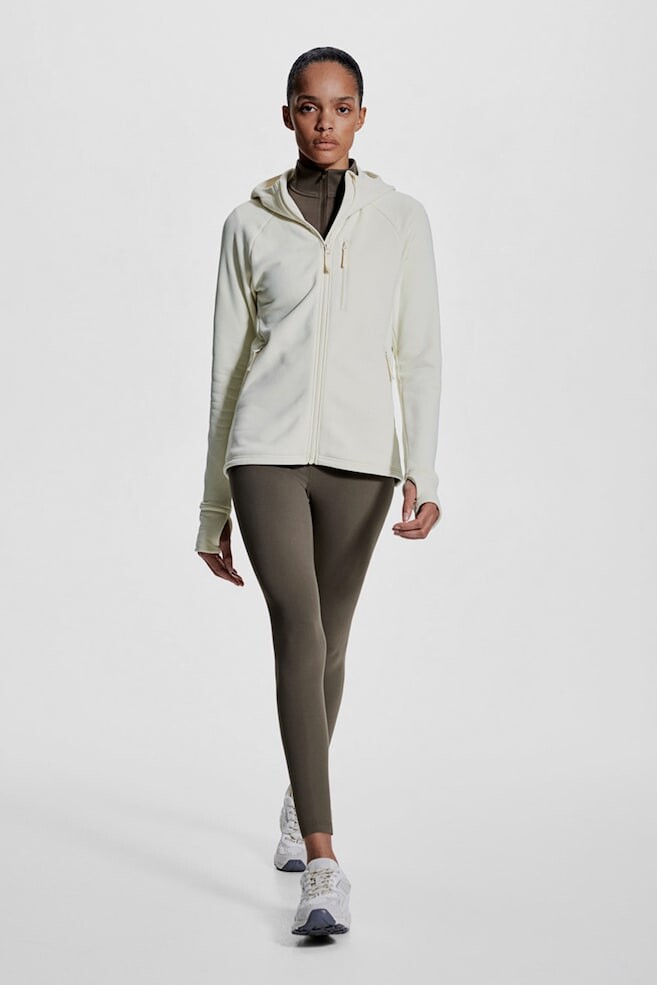 Куртка среднего слоя H&M, белый
Куртка среднего слоя H&M, белый