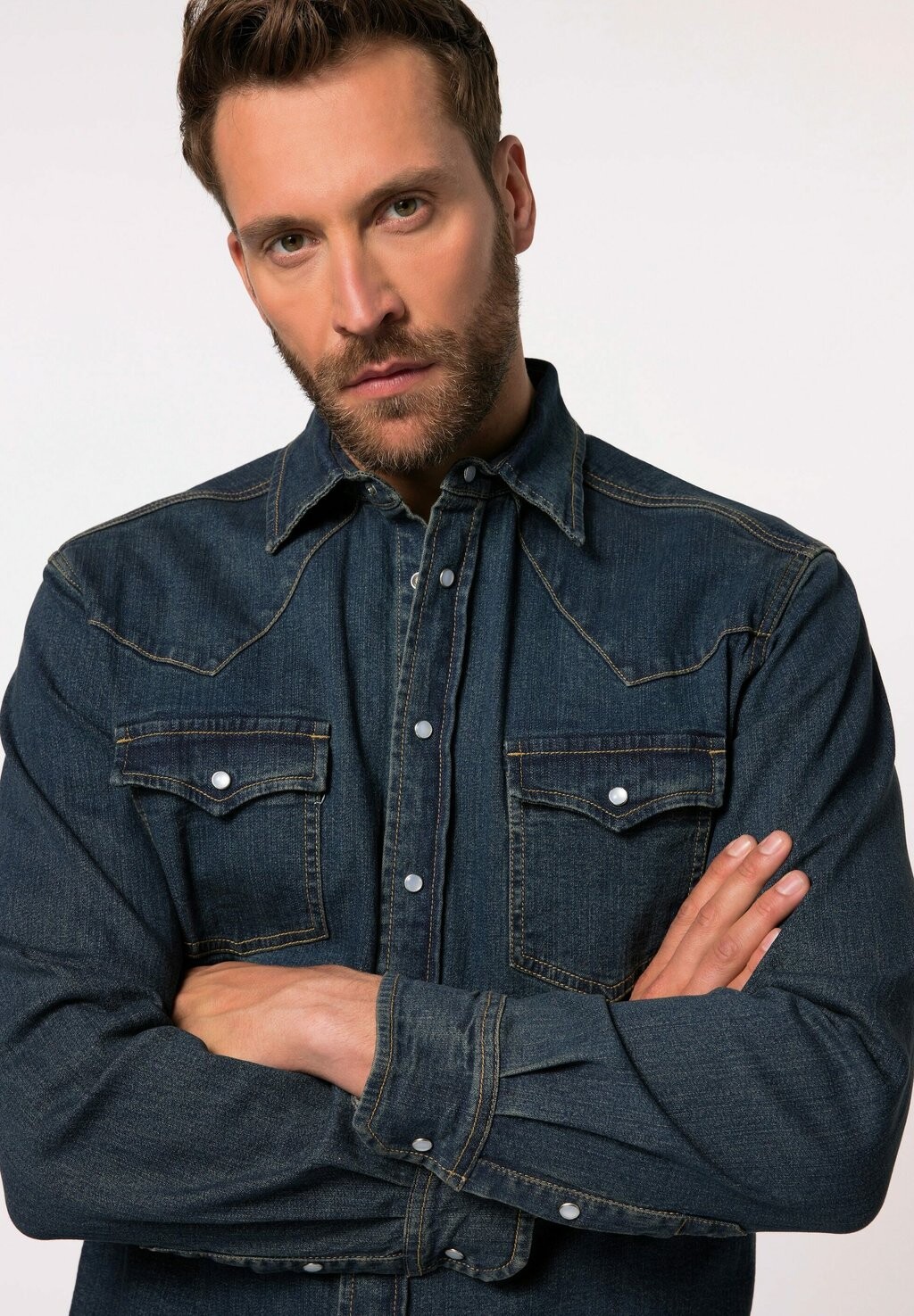 Рубашка LANGARM VINTAGE-LOOK KENTKRAGEN MODERN FIT JP1880, синий деним
Рубашка LANGARM VINTAGE-LOOK KENTKRAGEN MODERN FIT JP1880, синий деним