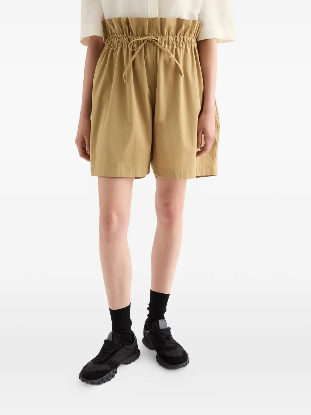 Шорты с кулиской JIL SANDER, бежевый
Шорты с кулиской JIL SANDER, бежевый