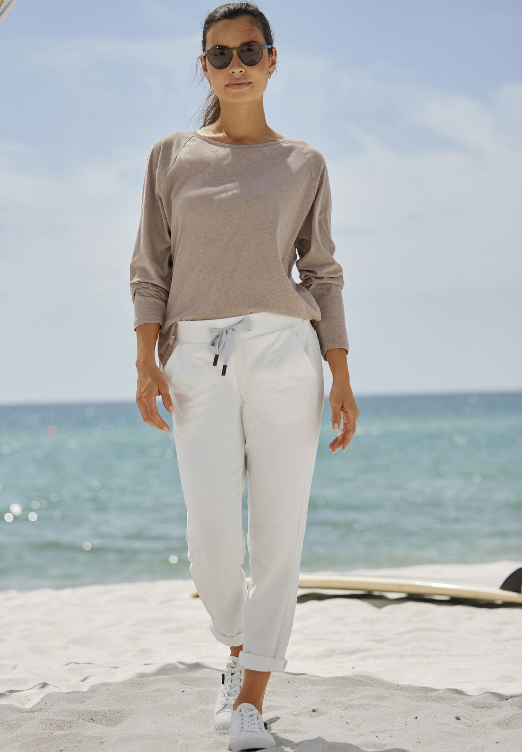 Рубашка с длинным рукавом Elbsand, серо-коричневый
Рубашка с длинным рукавом Elbsand, серо-коричневый