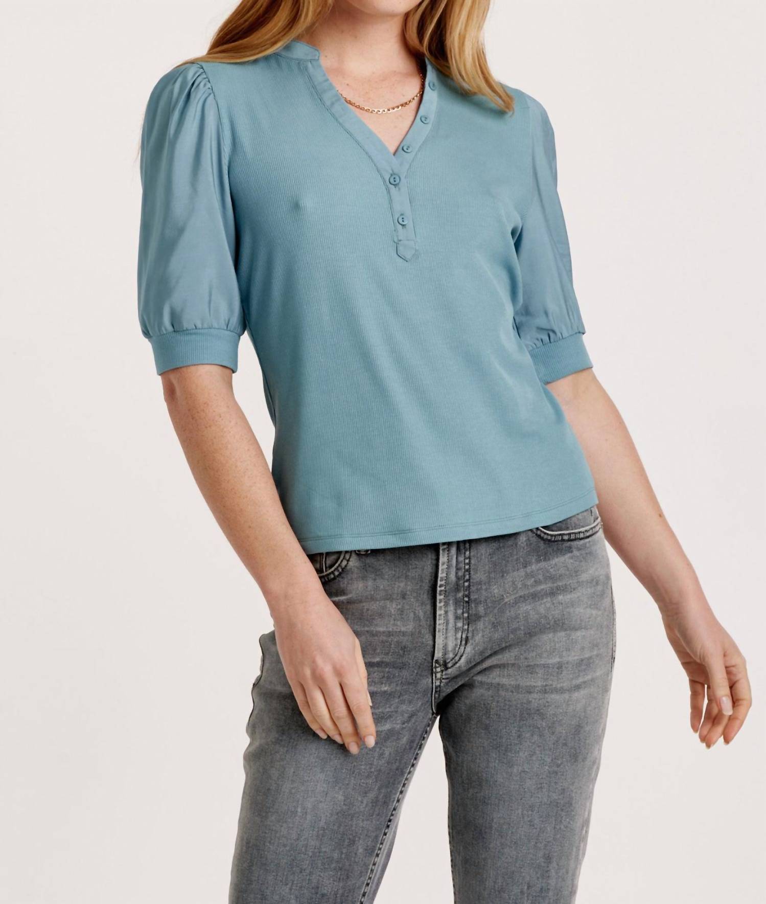 Топ с рукавами-фонариками Tanner в сине-сером цвете Another Love
Топ с рукавами-фонариками Tanner в сине-сером цвете Another Love