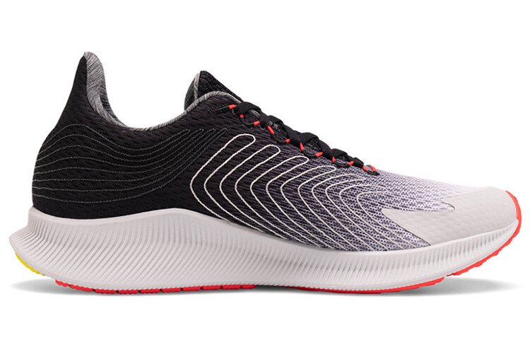 Кроссовки New Balance NB FuelCell Propel для мужчин
Кроссовки New Balance NB FuelCell Propel для мужчин