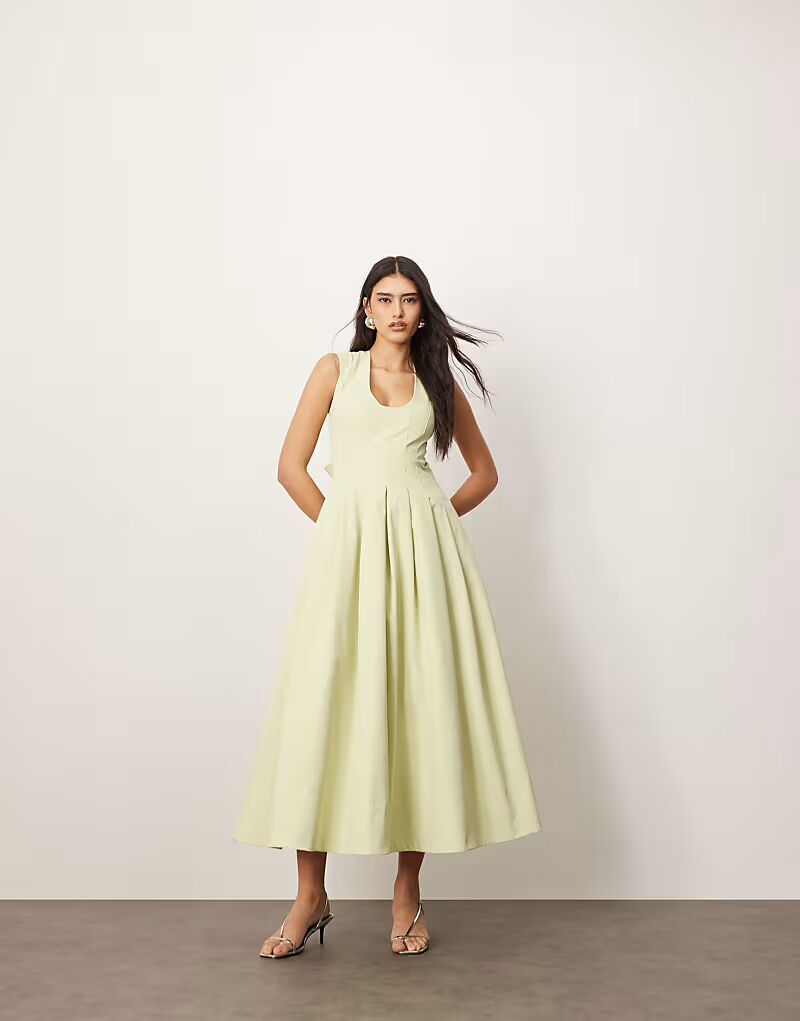 Платье миди ARRANGE с глубоким вырезом и ажурной отделкой фисташкового цвета
Платье миди ARRANGE с глубоким вырезом и ажурной отделкой фисташкового цвета