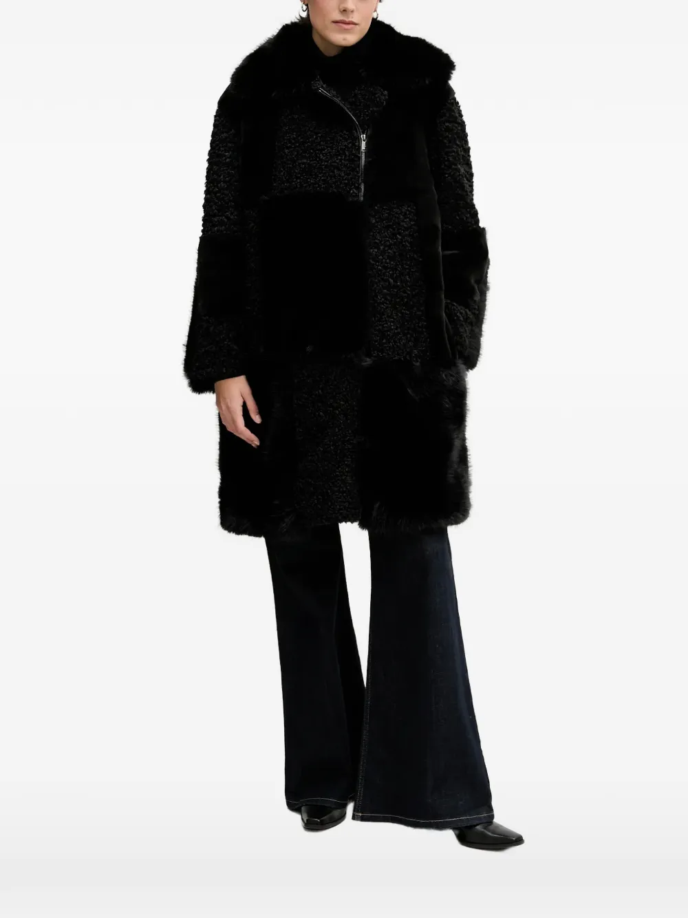 Зимнее пальто из искусственного меха Dkny, черный
Зимнее пальто из искусственного меха Dkny, черный