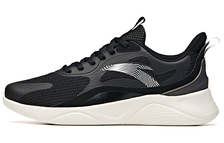 Кроссовки для бега Lingyun мужские с низким верхом черного/белого цвета Anta
Кроссовки для бега Lingyun мужские с низким верхом черного/белого цвета Anta