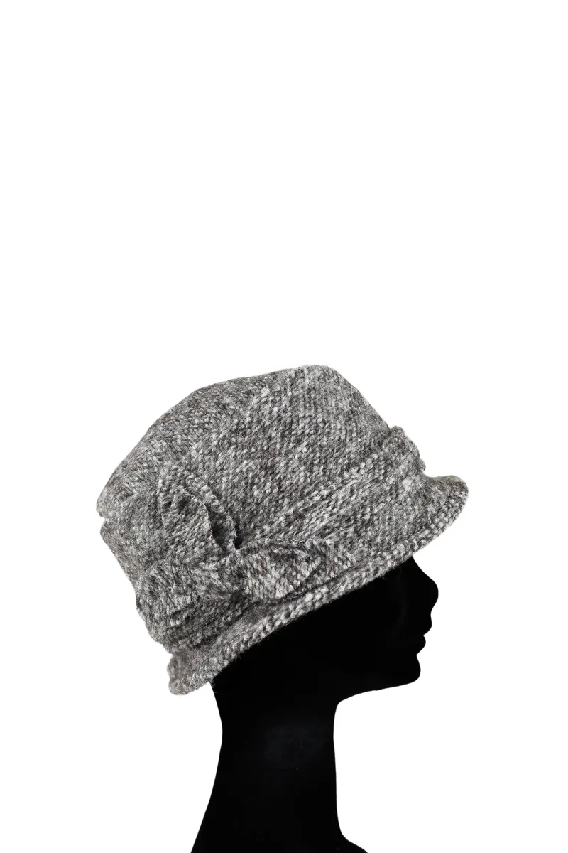 COLLEZIONE ALESSANDRO вязаная шапка "Венеция", коричневый
COLLEZIONE ALESSANDRO вязаная шапка "Венеция", коричневый