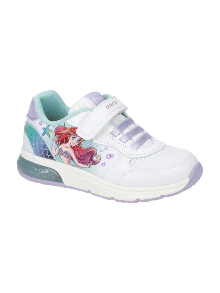 Geox Спортивные кроссовки на шнуровке белого цвета
Geox Спортивные кроссовки на шнуровке белого цвета