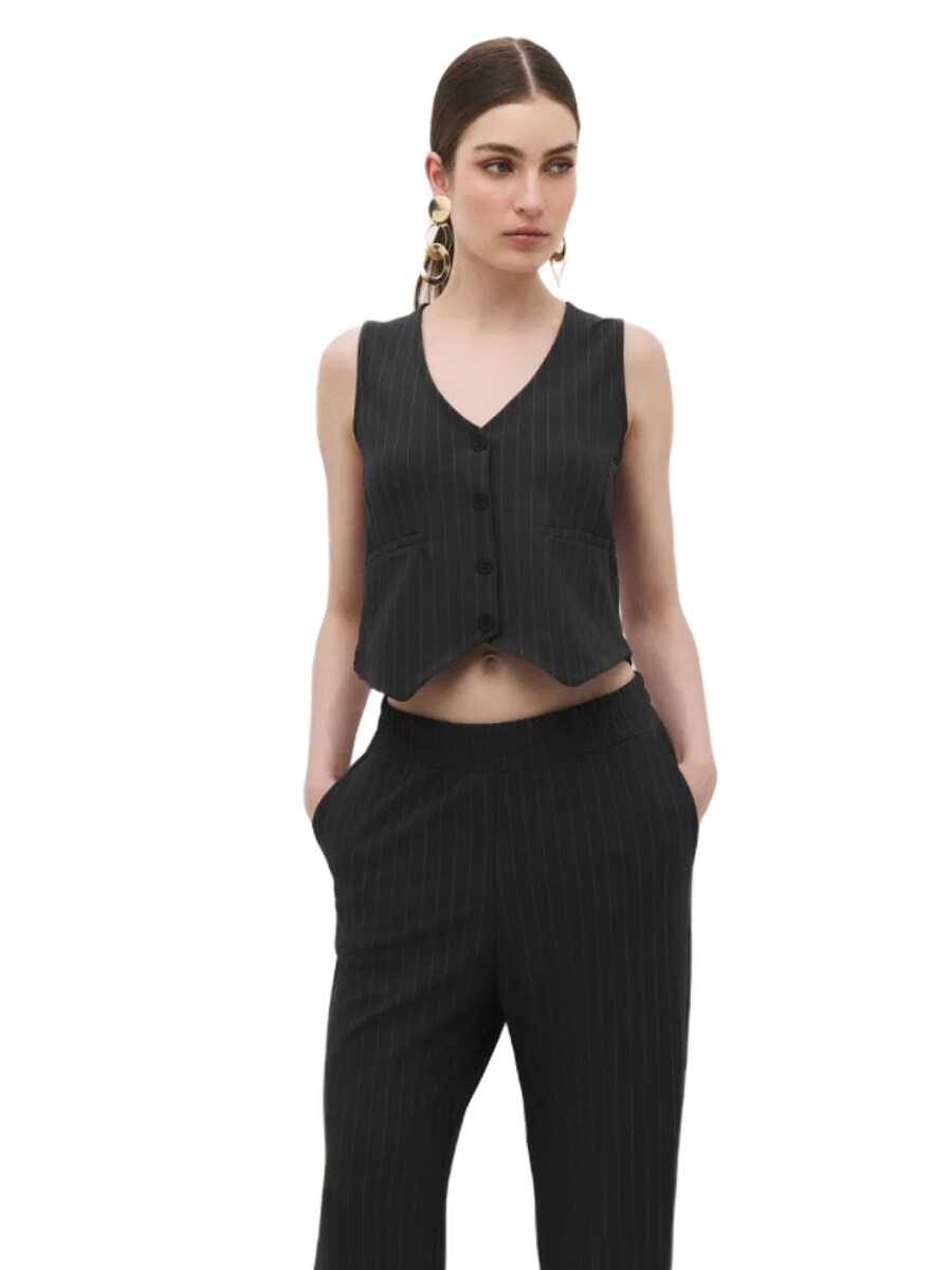 Костюмный жилет No Matter What, черный
Костюмный жилет No Matter What, черный