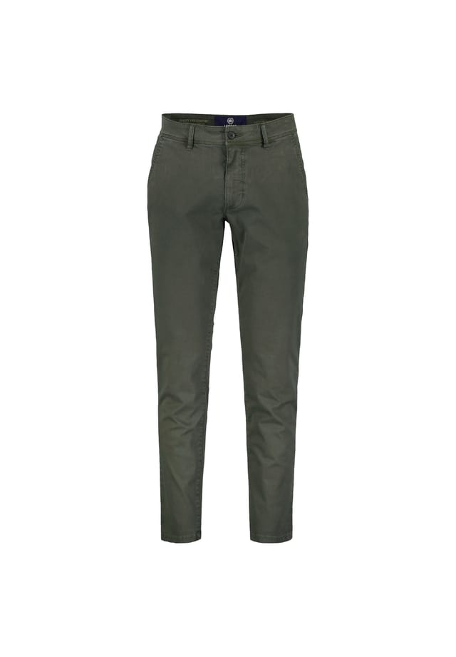 Базовые брюки-чинос структурированного качества облегающего кроя Lerros, зеленый
Базовые брюки-чинос структурированного качества облегающего кроя Lerros, зеленый