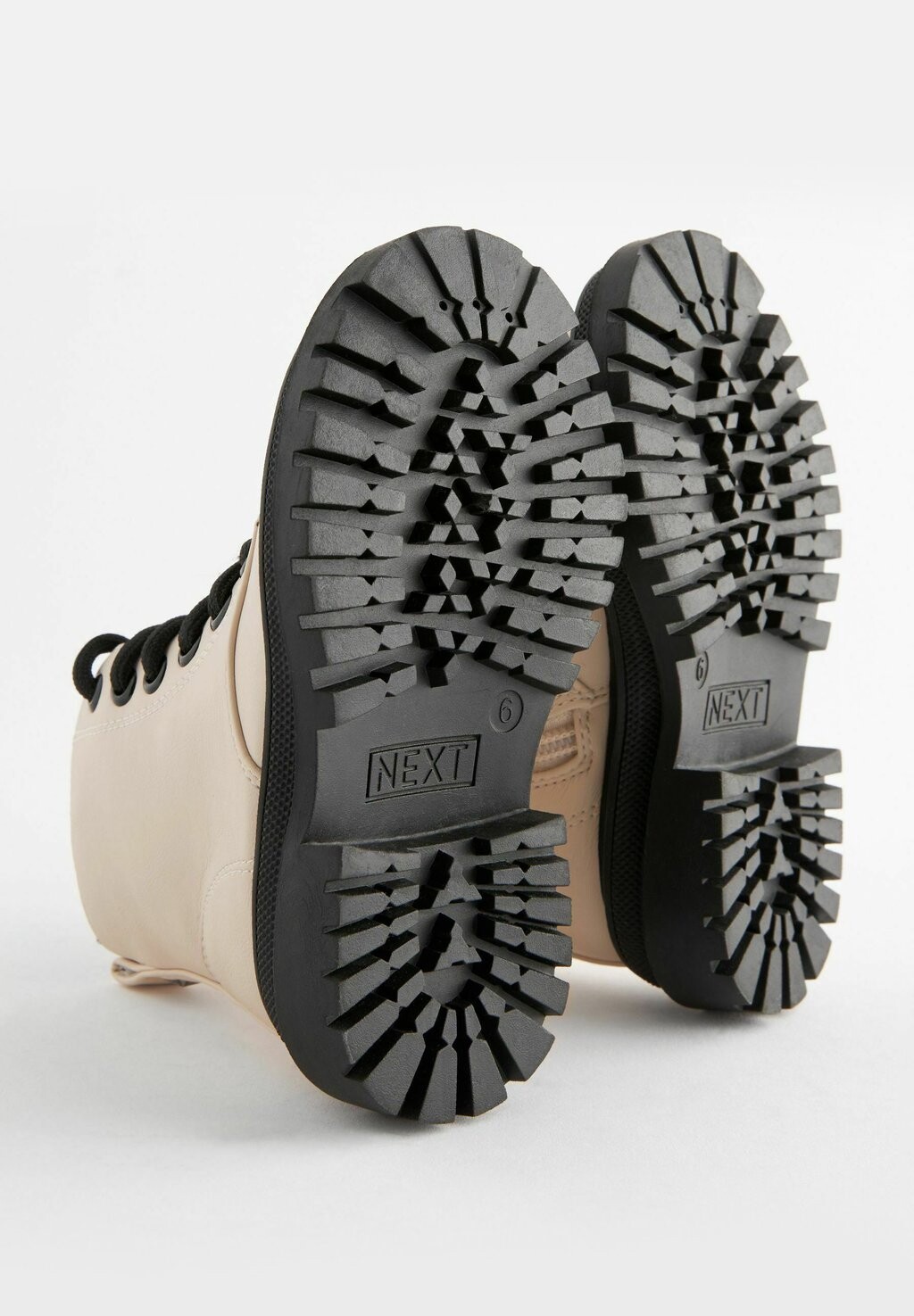 Зимние ботинки CHUNKY Next, бежевый
Зимние ботинки CHUNKY Next, бежевый