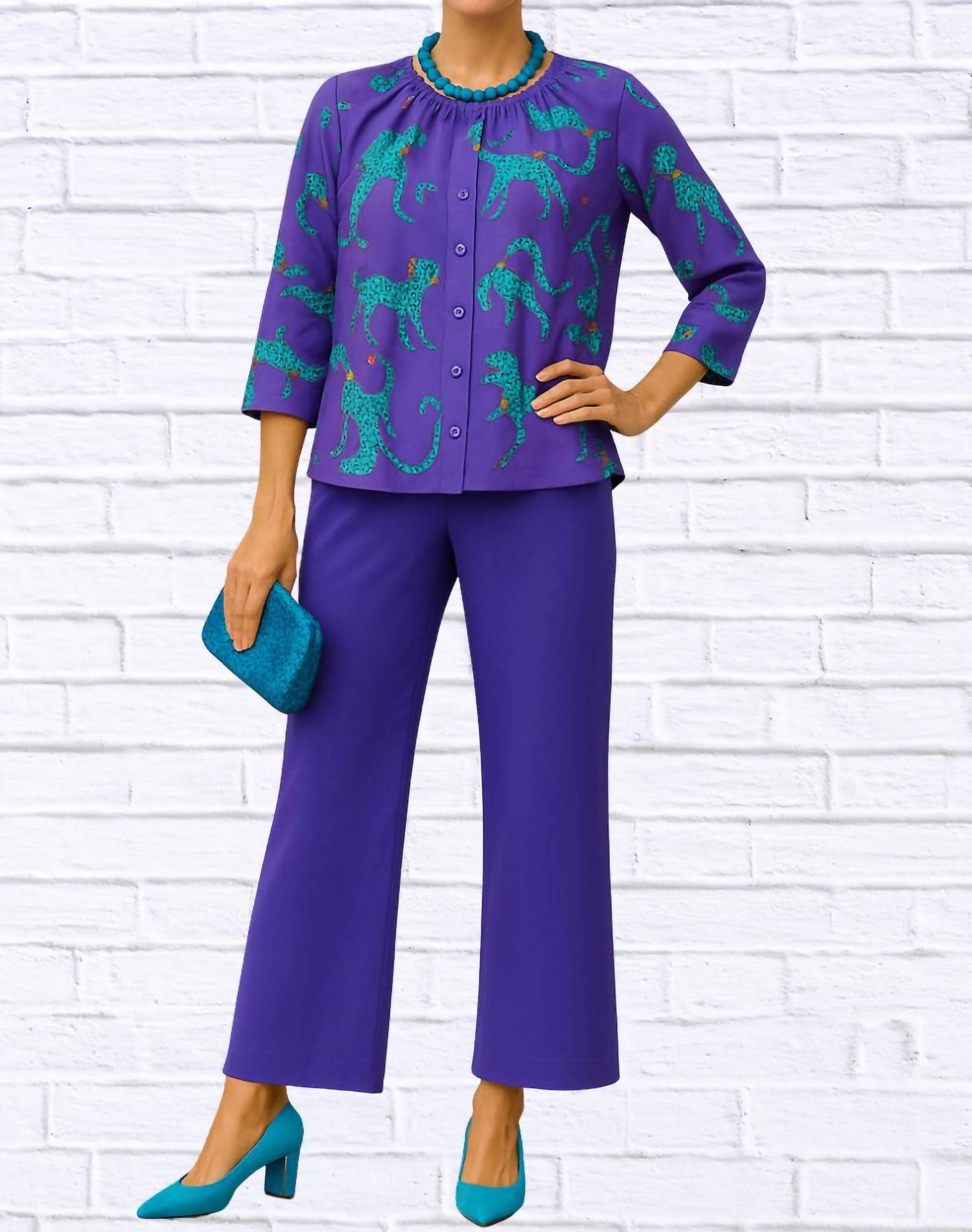 Блузка Sibella Reflection фиолетового цвета с принтом гепарда Diva Usa, Purple And Cheetah Print
Блузка Sibella Reflection фиолетового цвета с принтом гепарда Diva Usa, Purple And Cheetah Print