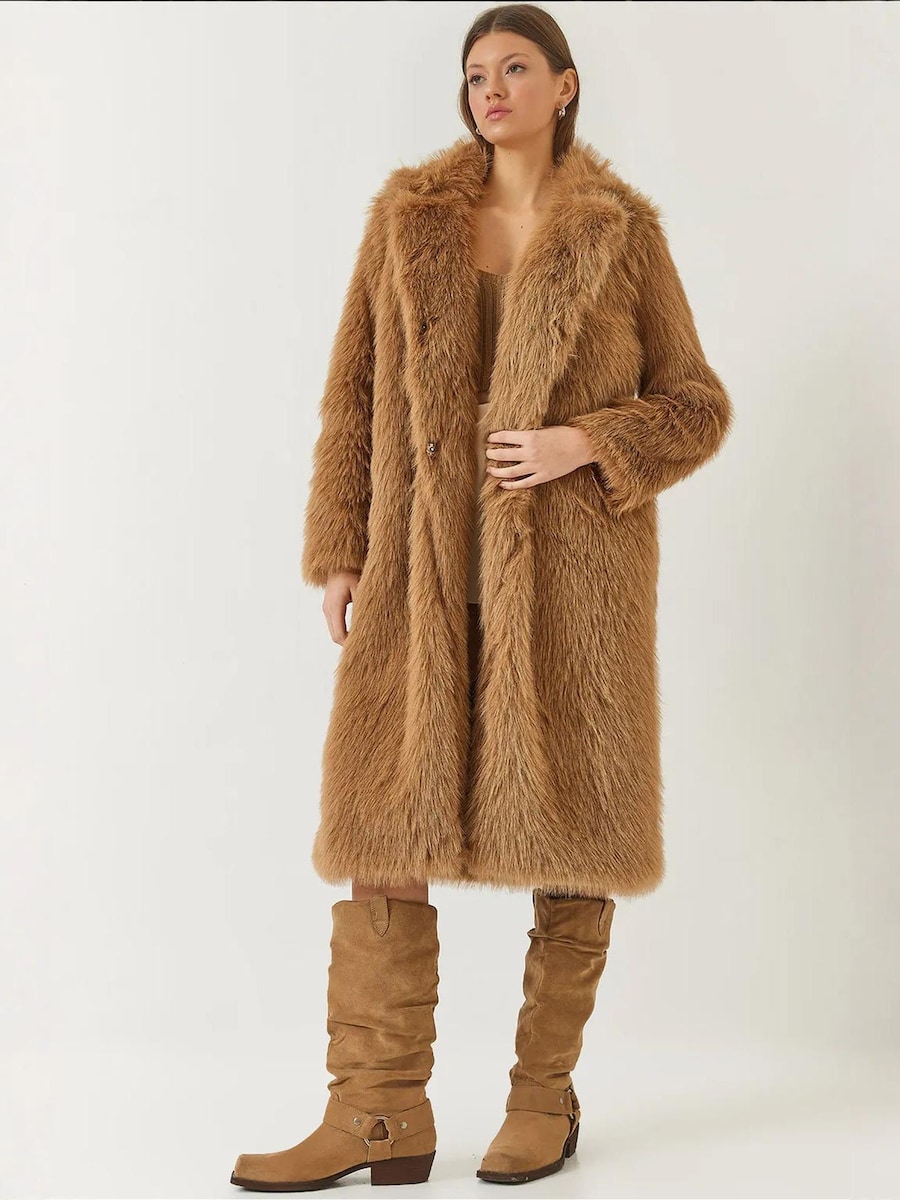 Зимнее пальто Bianco Lucci, карамель
Зимнее пальто Bianco Lucci, карамель