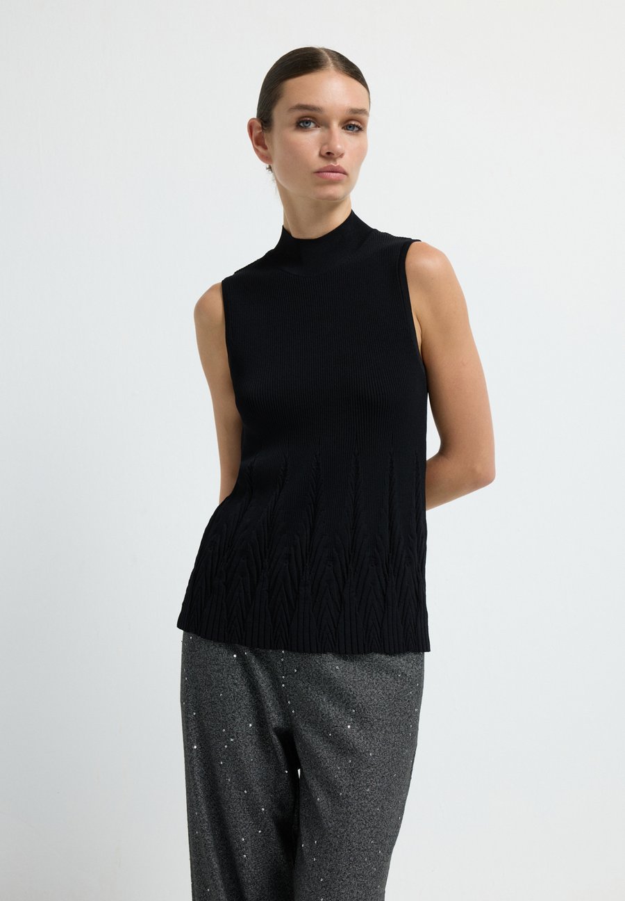 Топ adL Top, Black
Топ adL Top, Black