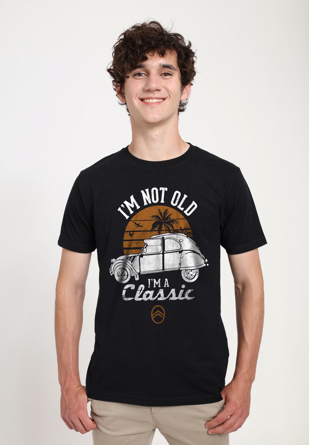 Футболка с принтом CITROEN CV I M NOT OLD CLASSIC SUNSET Henry Tiger, черный
Футболка с принтом CITROEN CV I M NOT OLD CLASSIC SUNSET Henry Tiger, черный
