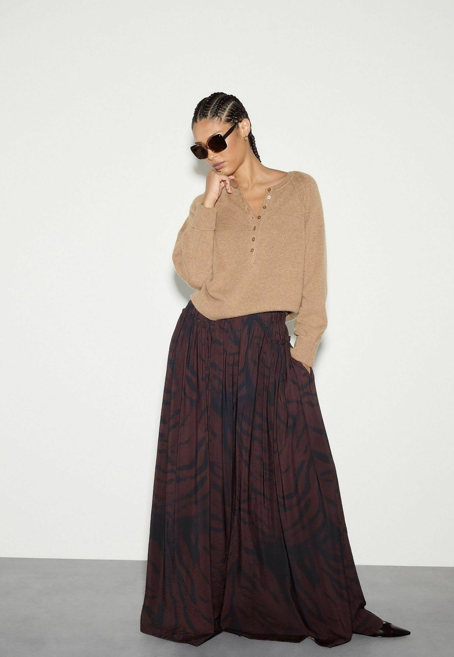 Брюки Next - PALAZZO ., Black Brown Tiiger Print/Black
Брюки Next - PALAZZO ., Black Brown Tiiger Print/Black