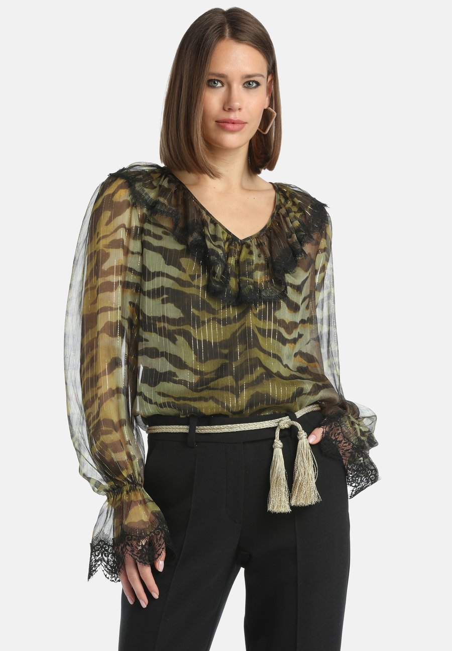 Блуза Luisa Spagnoli LORENZ, Verde Militare/Evergreen
Блуза Luisa Spagnoli LORENZ, Verde Militare/Evergreen