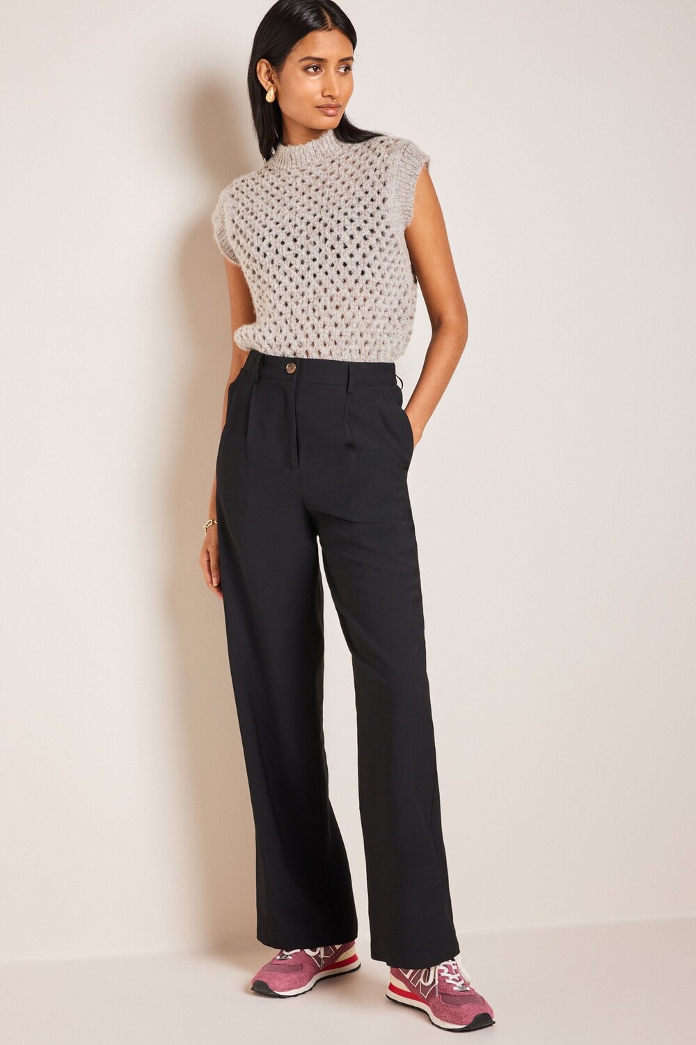 Широкие брюки с эластичной спинкой Next, черный
Широкие брюки с эластичной спинкой Next, черный