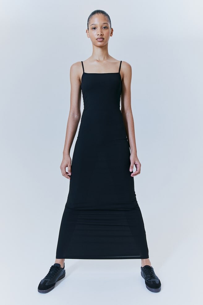 Облегающее платье в рубчик H&M, черный
Облегающее платье в рубчик H&M, черный