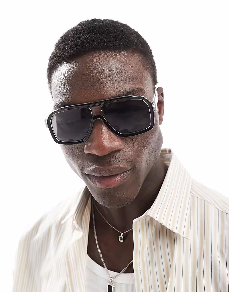 Солнцезащитные очки-авиаторы ASOS DESIGN Festival с тонированными линзами и черной градиентной оправой
Солнцезащитные очки-авиаторы ASOS DESIGN Festival с тонированными линзами и черной градиентной оправой