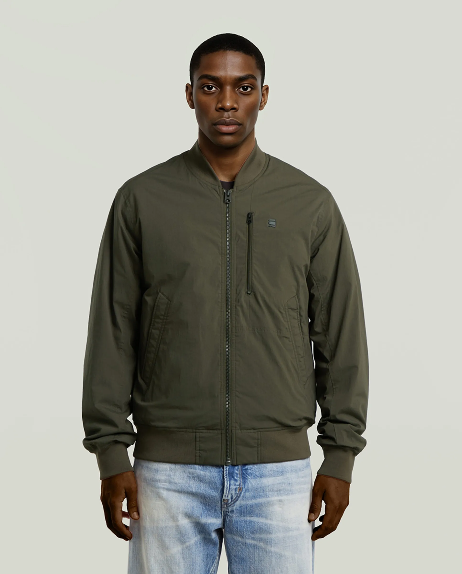 Утепленная мужская бомбер G-Star, серый
Утепленная мужская бомбер G-Star, серый