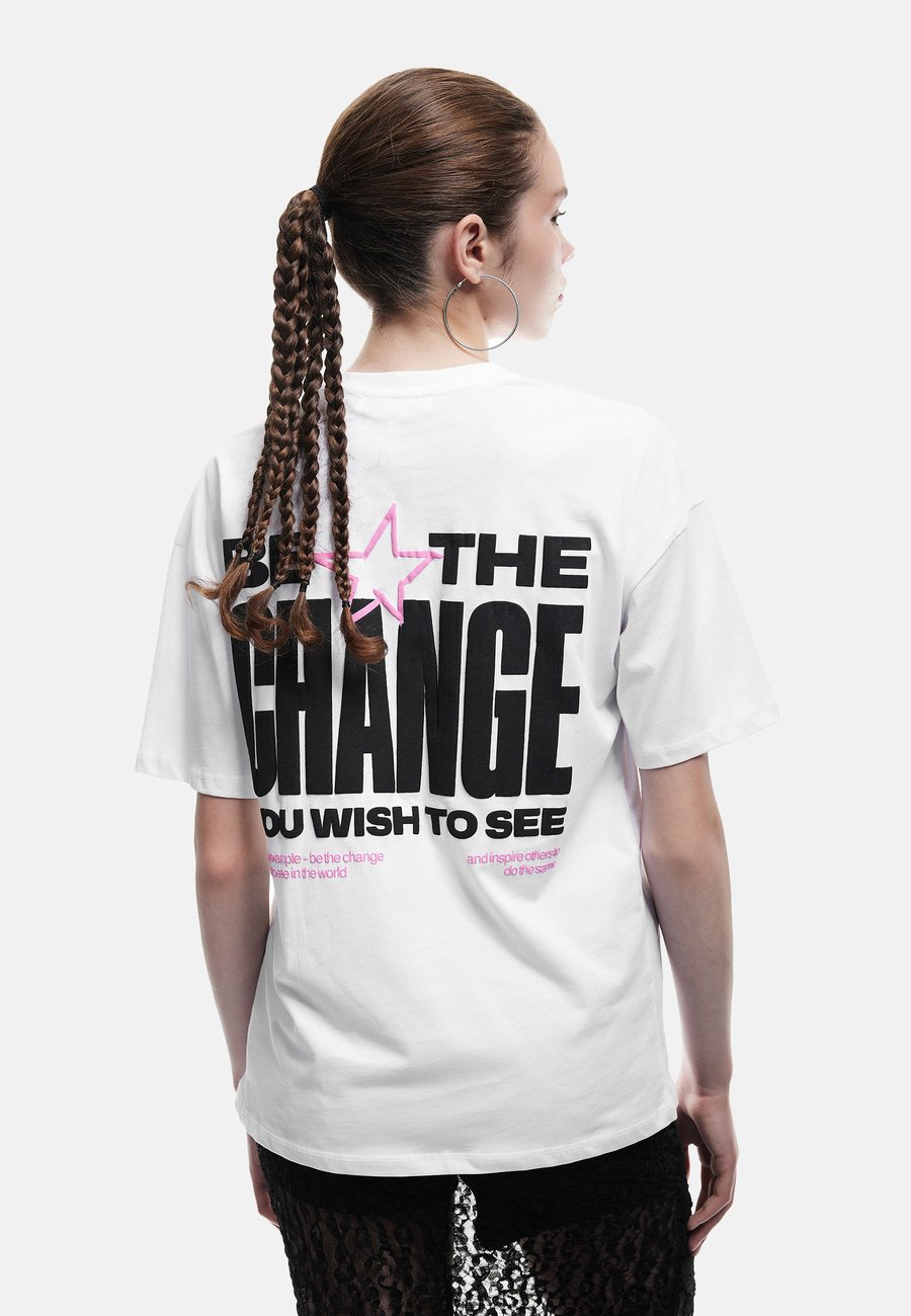 Футболка Koton Print T-shirt, Beige
Футболка Koton Print T-shirt, Beige