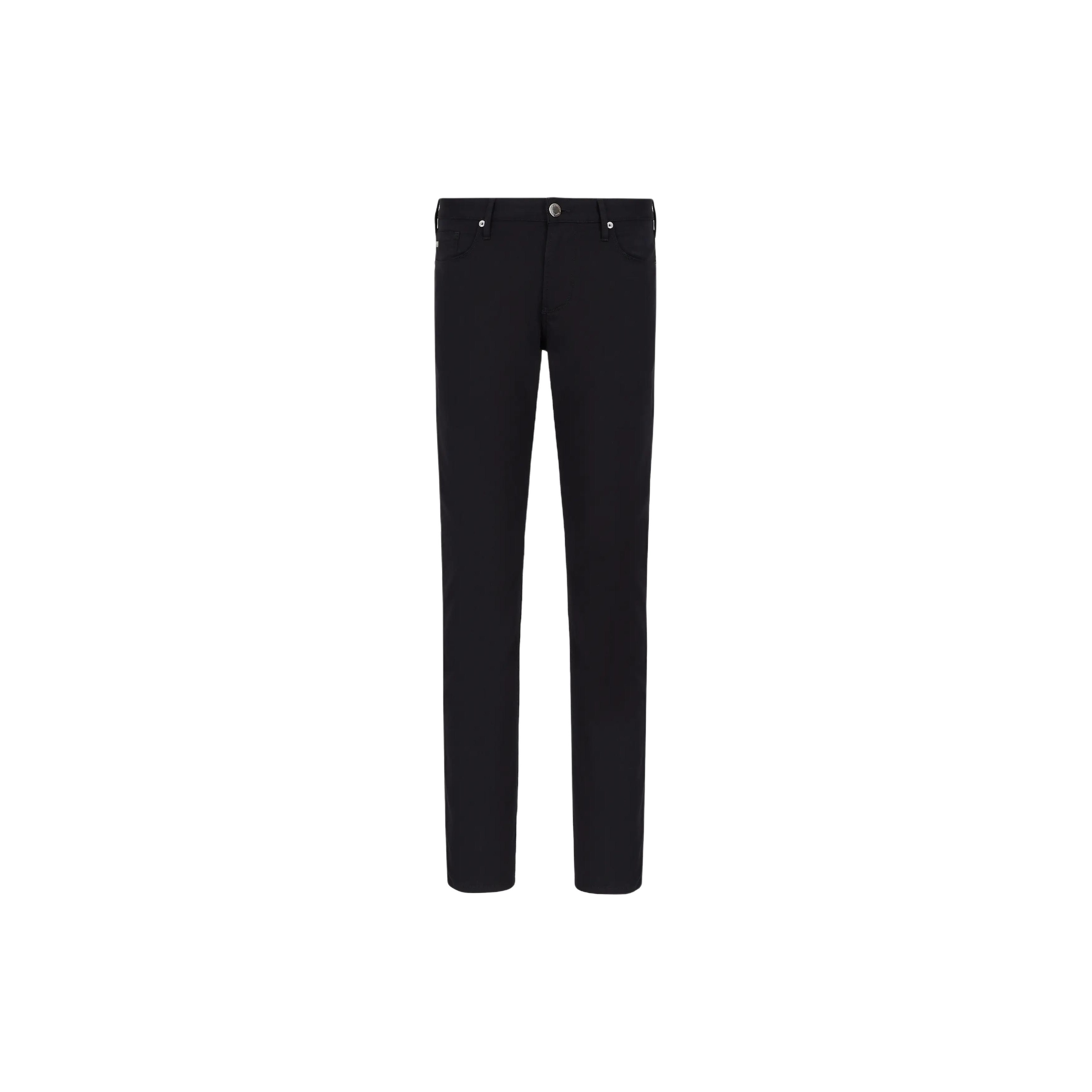 Брюки J06 Comfort Stretch габардин облегающего кроя EMPORIO ARMANI, синий
Брюки J06 Comfort Stretch габардин облегающего кроя EMPORIO ARMANI, синий