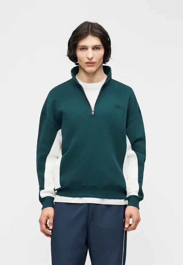 Свободная толстовка с логотипом Hollister Co., Green, Зеленый, Свободная толстовка с логотипом Hollister Co., Green
Свободная толстовка с логотипом Hollister Co., Green, Зеленый, Свободная толстовка с логотипом Hollister Co., Green