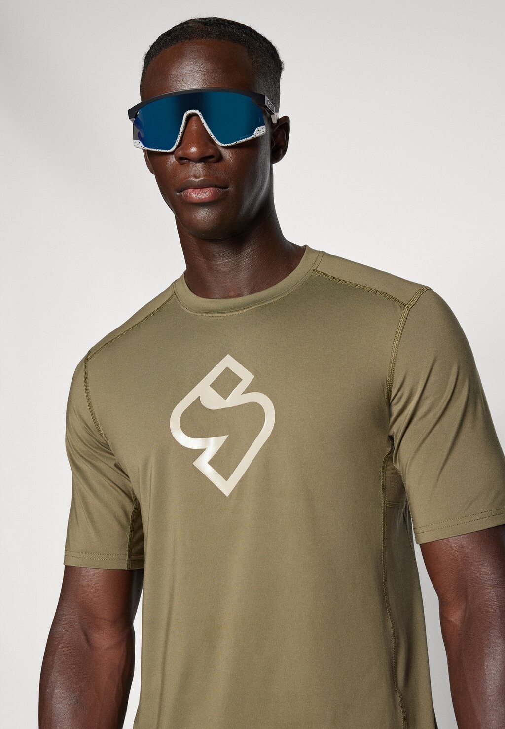 Футболка с принтом Hunter Sweet Protection, оливковый
Футболка с принтом Hunter Sweet Protection, оливковый