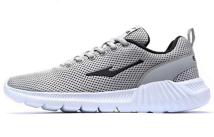 Мужские кроссовки Lifestyle с низким верхом, светло-серый Erke
Мужские кроссовки Lifestyle с низким верхом, светло-серый Erke