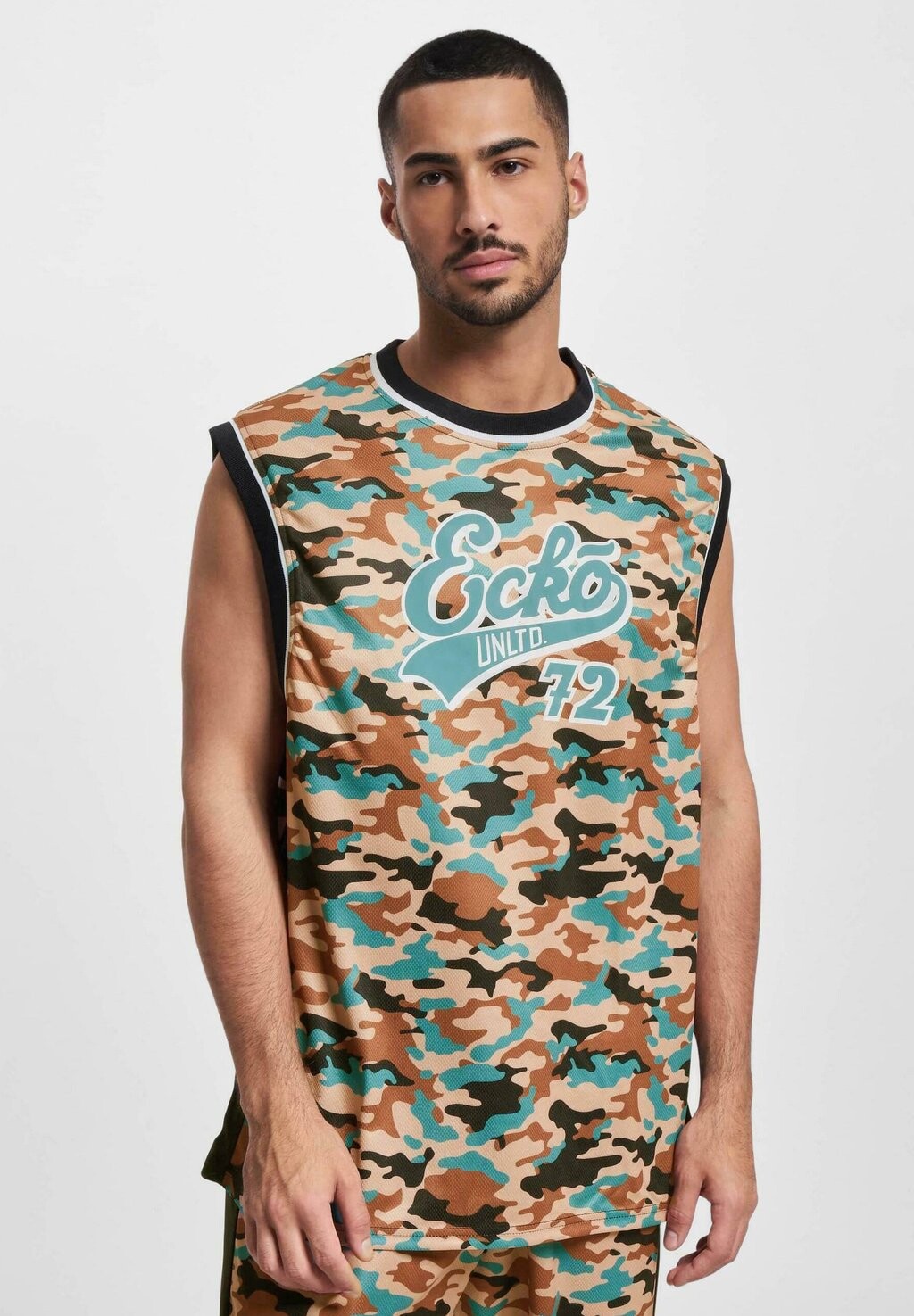 Топ Basketball ecko unltd., цвет camouflage black green
Топ Basketball ecko unltd., цвет camouflage black green