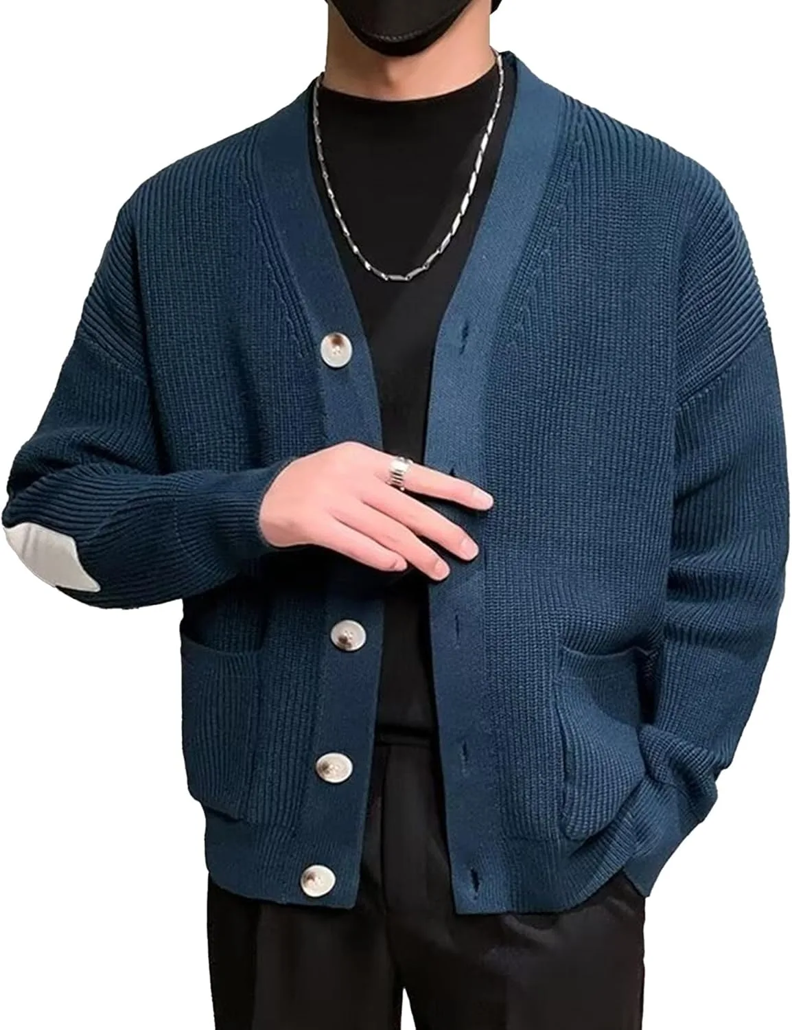 Мужской кардиган с длинным рукавом и V-образным вырезом
Мужской кардиган с длинным рукавом и V-образным вырезом