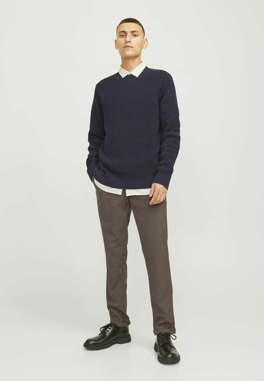 Китайские штаны JPSTMARCO JJCONNOR NOOS Jack & Jones, коричневый
Китайские штаны JPSTMARCO JJCONNOR NOOS Jack & Jones, коричневый