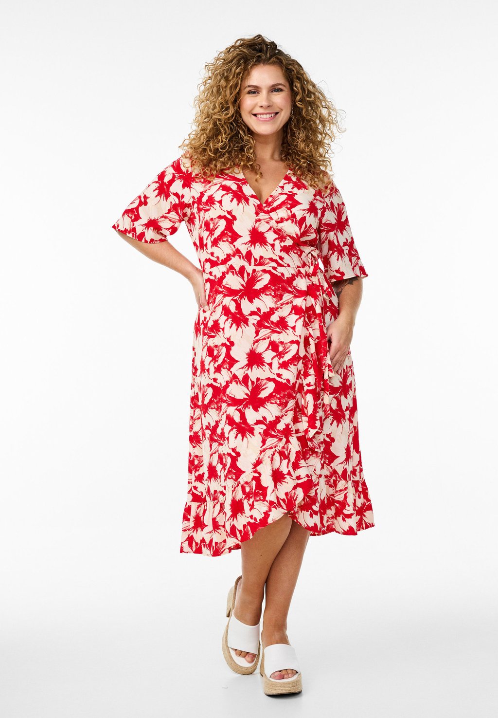 Повседневное платье Zizzi, красный 
Повседневное платье Zizzi, красный