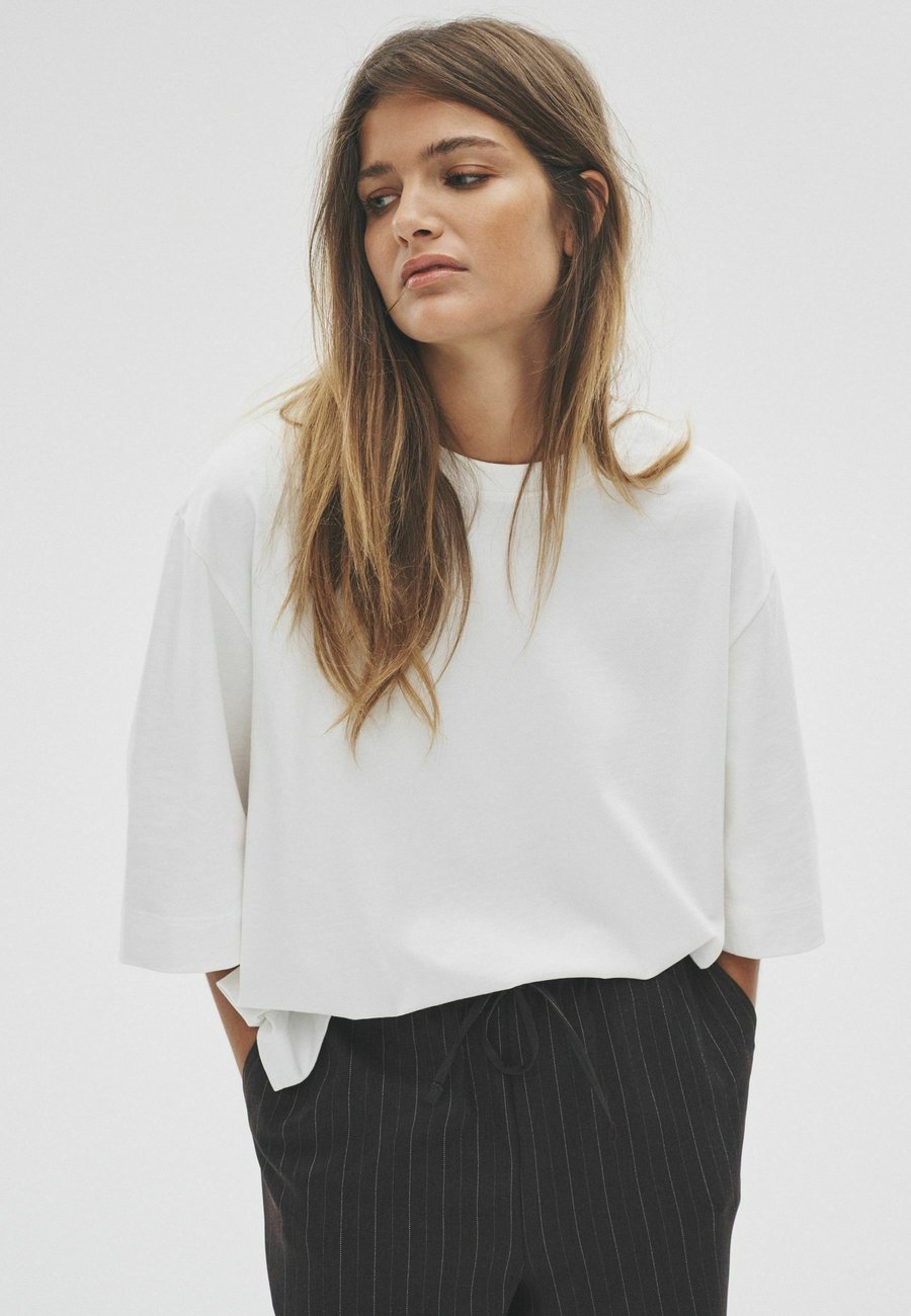 Футболка THE SET 5 PACK HEAVY WEIGHT , White Black Navy Burgundy Chocolate/White, Белый, Футболка THE SET 5 PACK HEAVY WEIGHT , White Black Navy Burgundy Chocolate/White
Футболка THE SET 5 PACK HEAVY WEIGHT , White Black Navy Burgundy Chocolate/White, Белый, Футболка THE SET 5 PACK HEAVY WEIGHT , White Black Navy Burgundy Chocolate/White