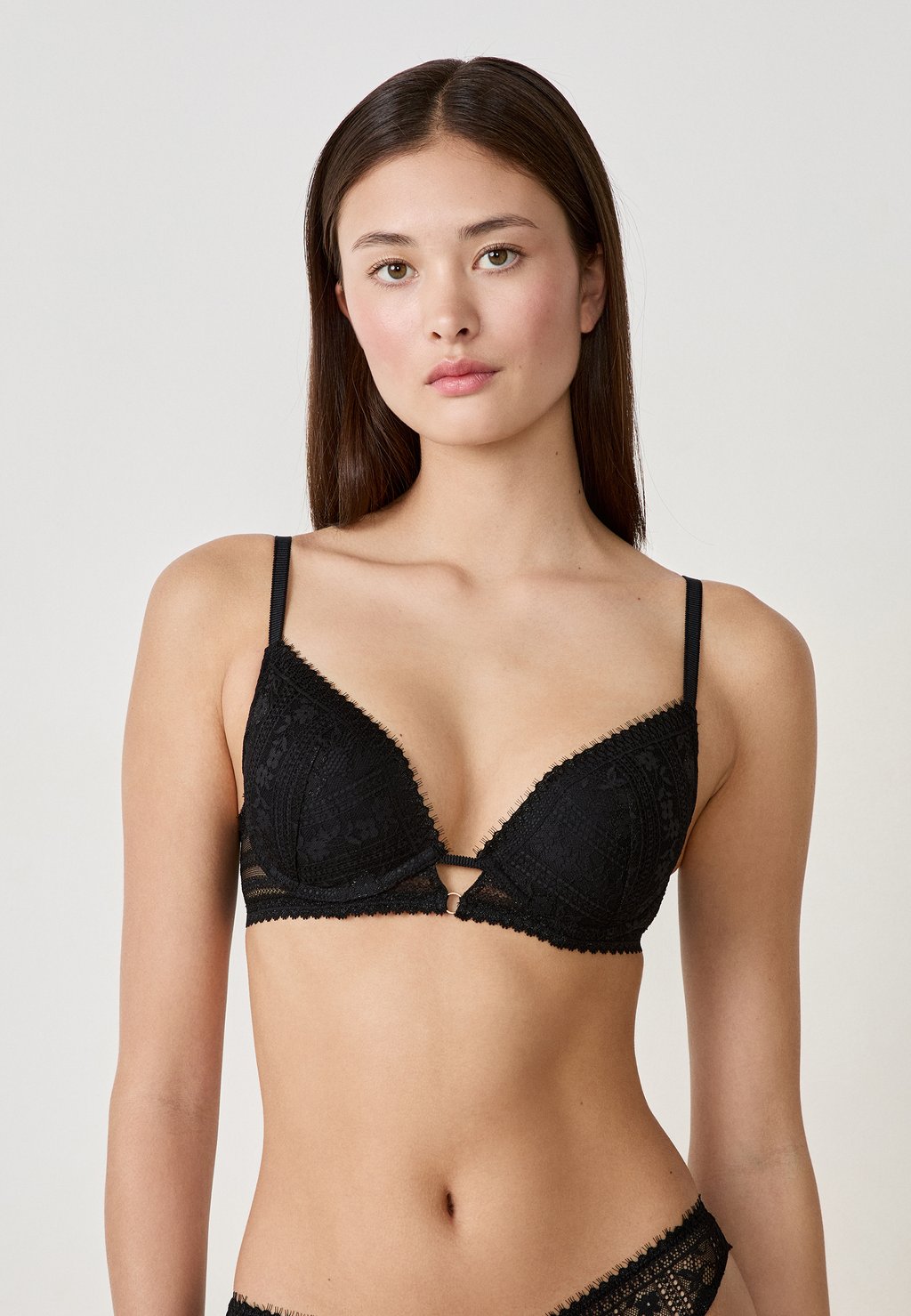 Треугольный бюстгальтер Etam, черный
Треугольный бюстгальтер Etam, черный