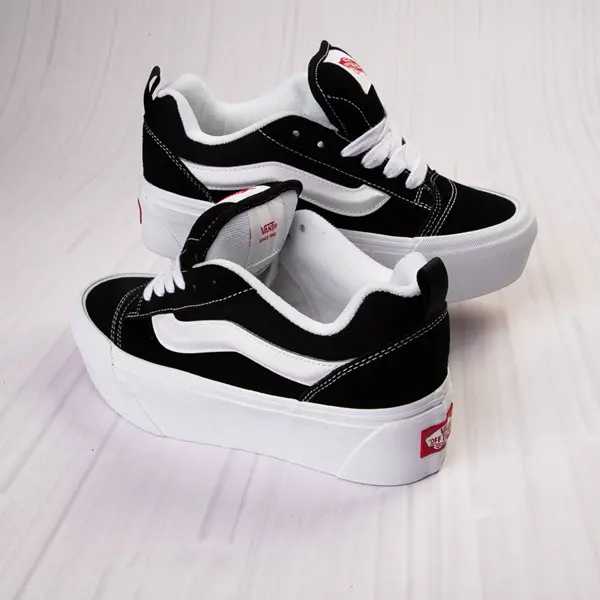 Обувь для скейтбординга Vans Knu Stack, черный
Обувь для скейтбординга Vans Knu Stack, черный