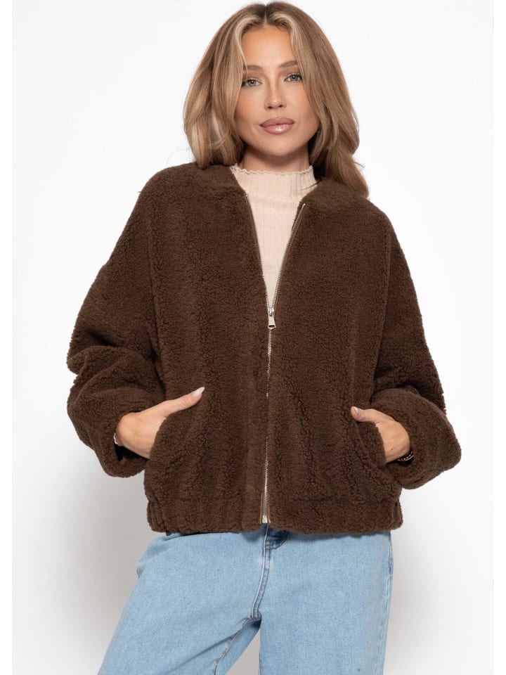 Куртка-бомбер из меха Тедди коричневого цвета SASSYCLASSY
Куртка-бомбер из меха Тедди коричневого цвета SASSYCLASSY