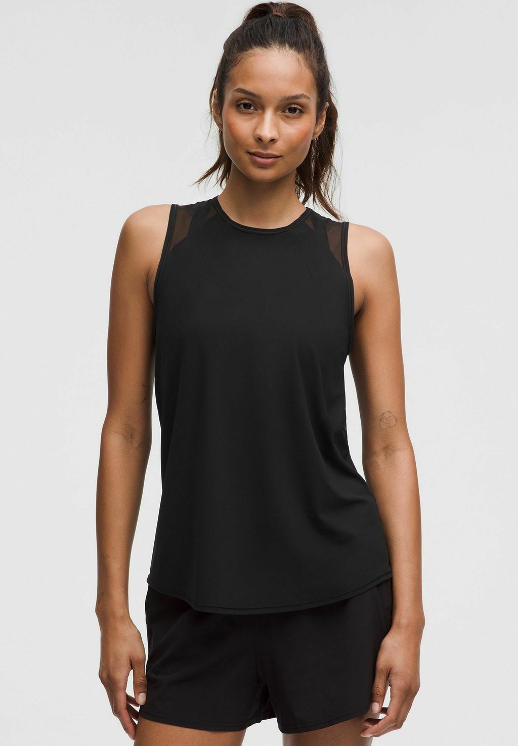 Топ lululemon, черный
Топ lululemon, черный