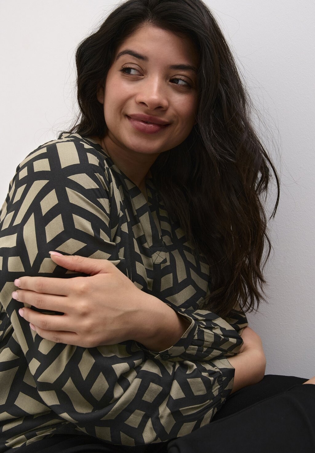 Блуза JALU BBB Kaffe Curve, серый
Блуза JALU BBB Kaffe Curve, серый