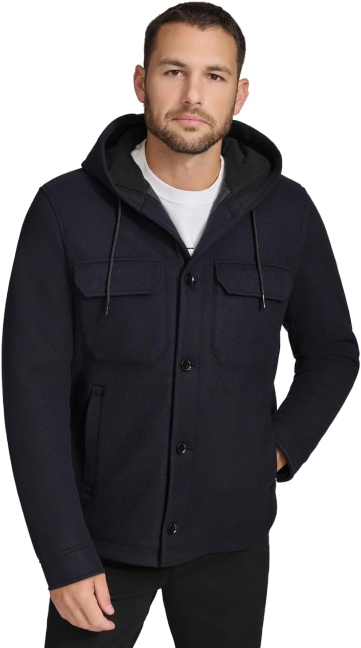 Мужская повседневная куртка Calvin Klein Essential с капюшоном, True Navy
Мужская повседневная куртка Calvin Klein Essential с капюшоном, True Navy