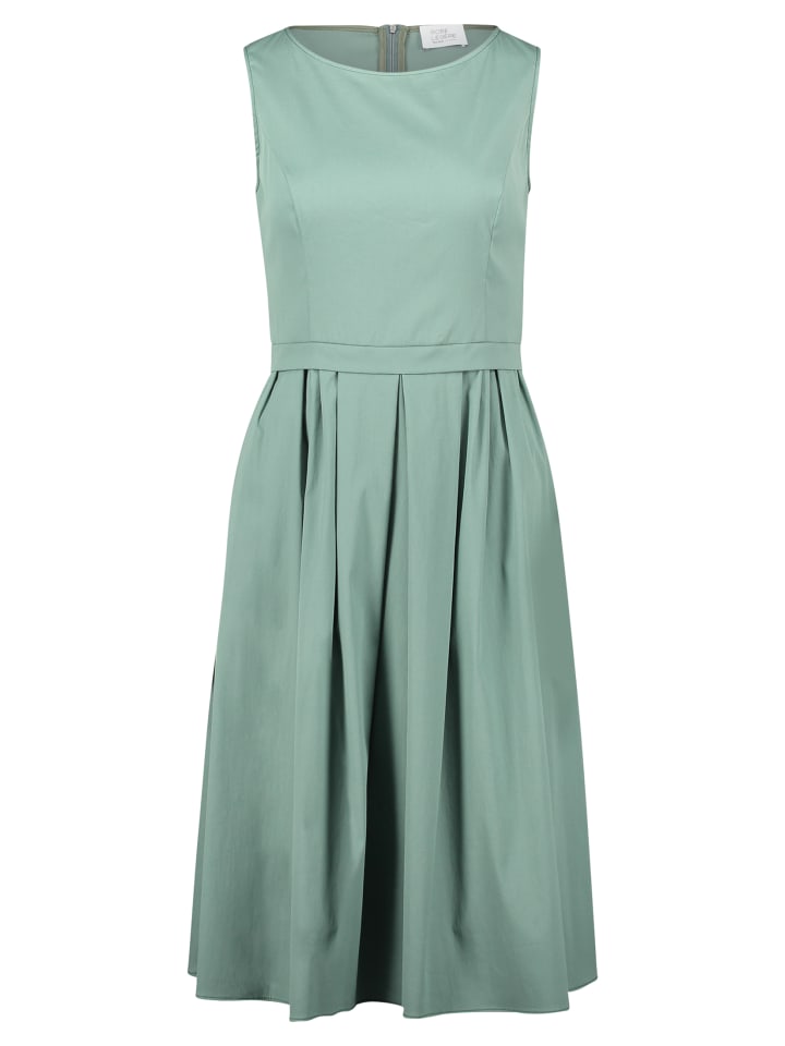 Короткое платье Vera Mont, цвет salvia green
Короткое платье Vera Mont, цвет salvia green