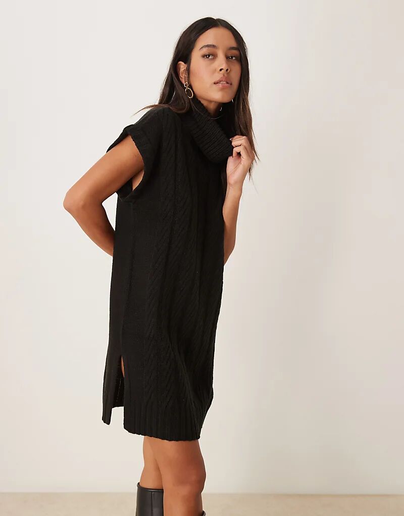 Мини-платье с воротником-стойкой черного цвета JDY
Мини-платье с воротником-стойкой черного цвета JDY