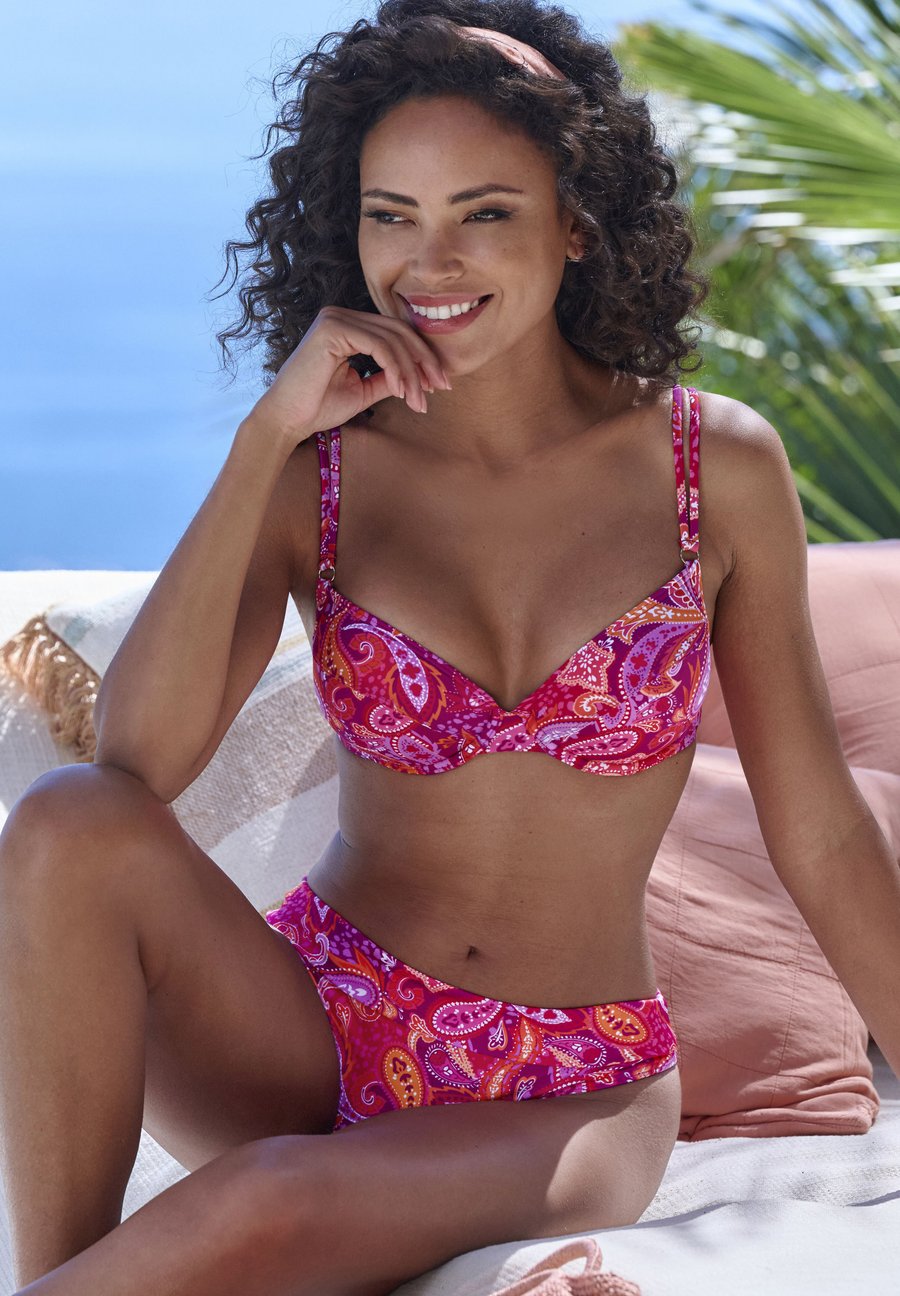 Топ бикини Vivance Bikini top, Pink Bedruckt/Pink
Топ бикини Vivance Bikini top, Pink Bedruckt/Pink