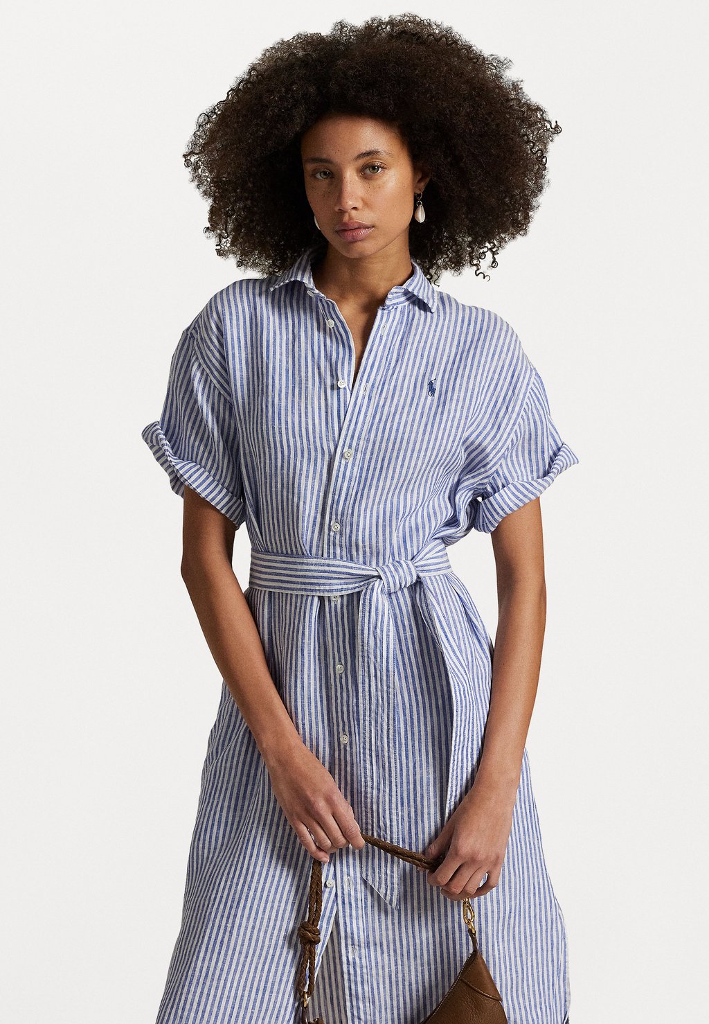Платье-рубашка STRIPED LINEN SHORT SLEEVE SHIRTDRESS Polo Ralph Lauren, синий
Платье-рубашка STRIPED LINEN SHORT SLEEVE SHIRTDRESS Polo Ralph Lauren, синий