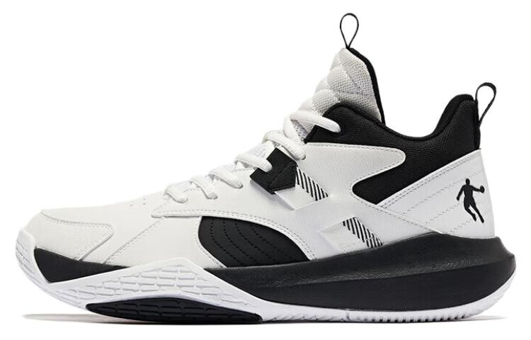 Баскетбольные кроссовки мужские среднего размера черные/белые Qiaodan
Баскетбольные кроссовки мужские среднего размера черные/белые Qiaodan