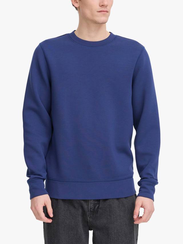 Базовый свитшот Sebastian с круглым вырезом Casual Friday
Базовый свитшот Sebastian с круглым вырезом Casual Friday