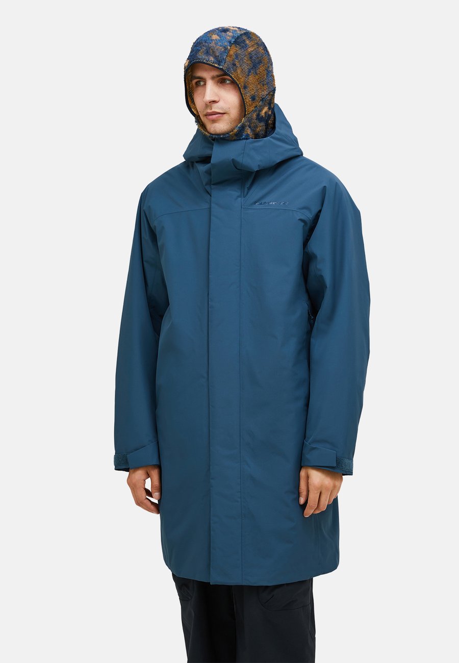 Пальто Peak Performance M TREELINE INSULATED RELAXED FIT, Taubenblau/Blue
Пальто Peak Performance M TREELINE INSULATED RELAXED FIT, Taubenblau/Blue