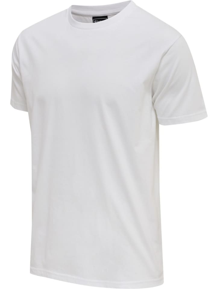 Футболка белого цвета Hummel
Футболка белого цвета Hummel