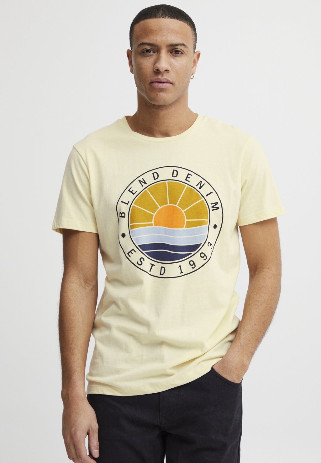 Футболка с принтом BHBAMMER TO-NECK Blend, бежевый
Футболка с принтом BHBAMMER TO-NECK Blend, бежевый