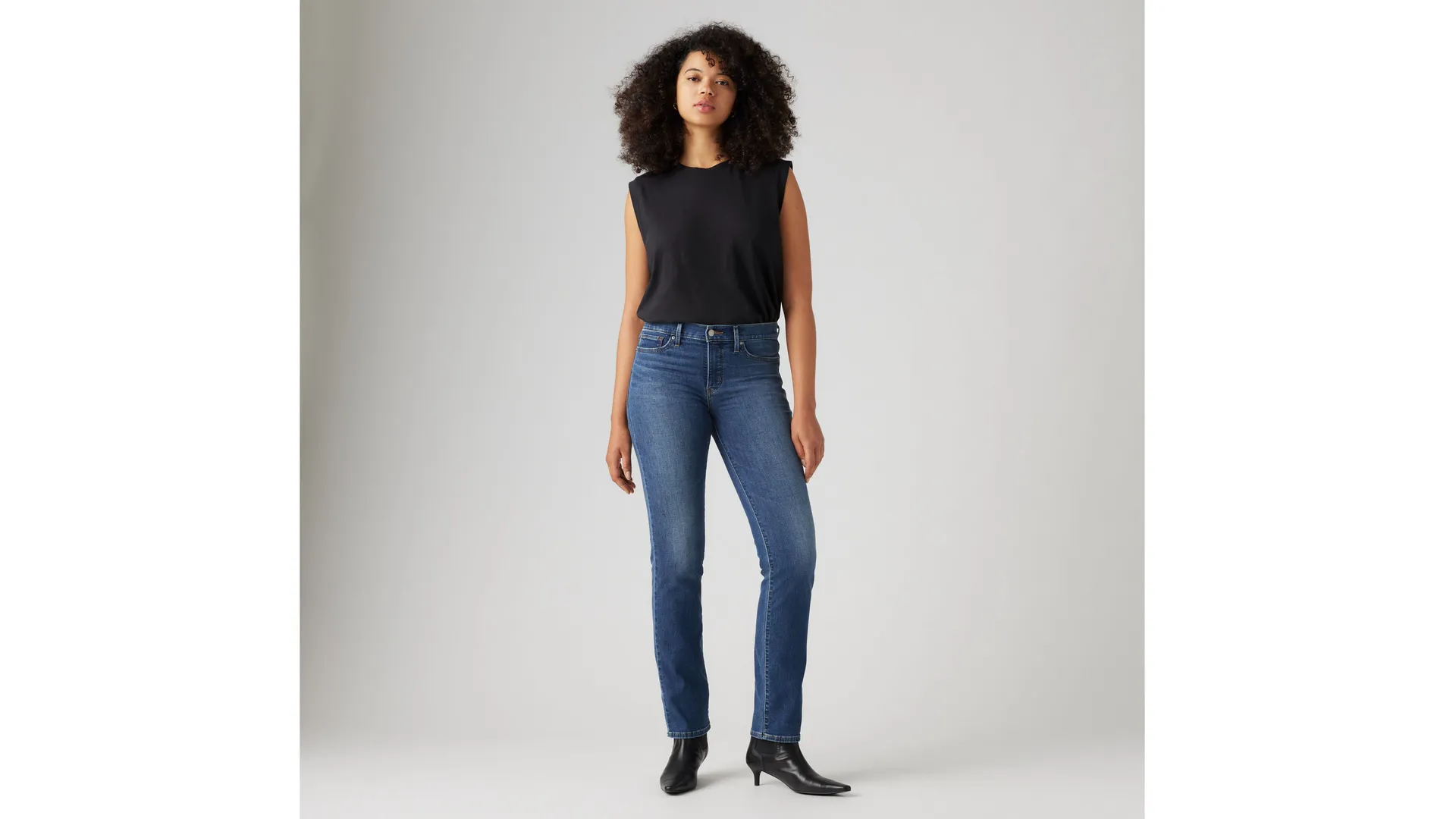 314 моделирующие прямые женские джинсы Levi's, цвет Warm Hidden Corner - Dark Wash
314 моделирующие прямые женские джинсы Levi's, цвет Warm Hidden Corner - Dark Wash